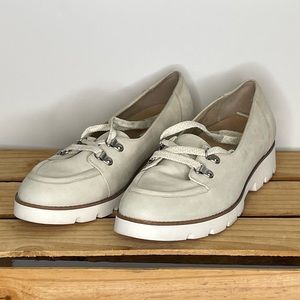 Vionic Teagan Nubuck leather loafers white lace size 9.5